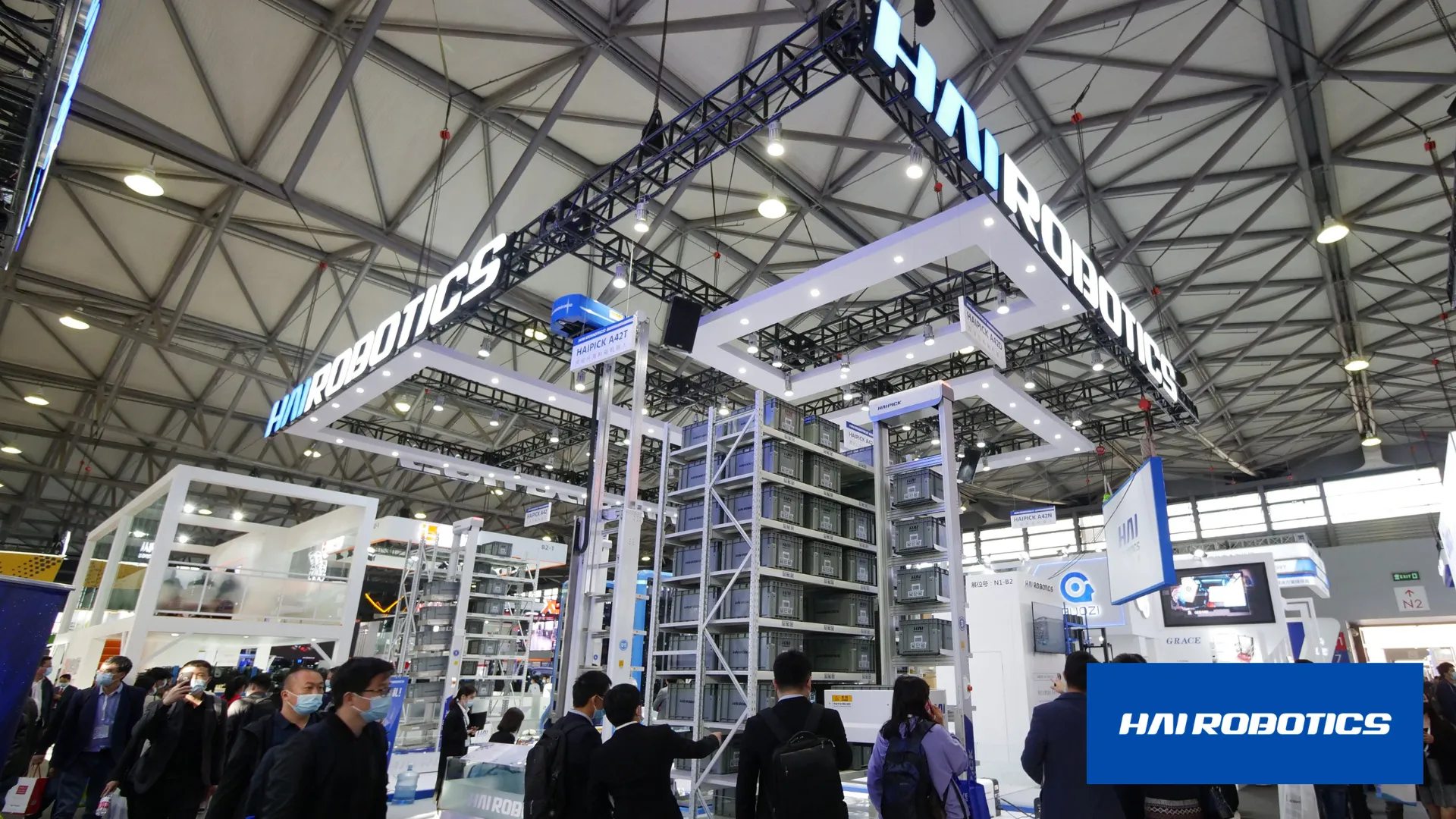 บริษัทจำหน่ายหุ่นยนต์ AGV, หุ่นยนต์ยกของ